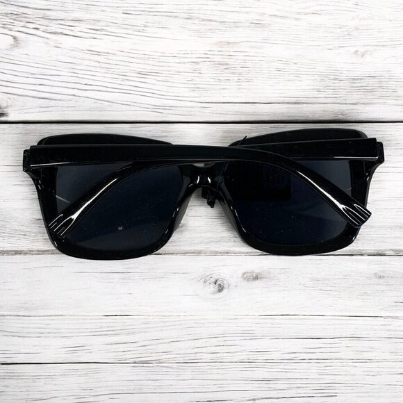 Sunglasses Lot of Five Assorted Pairs Wearable Glasses Black Oversize Wayfarer - Picture 8 of 8